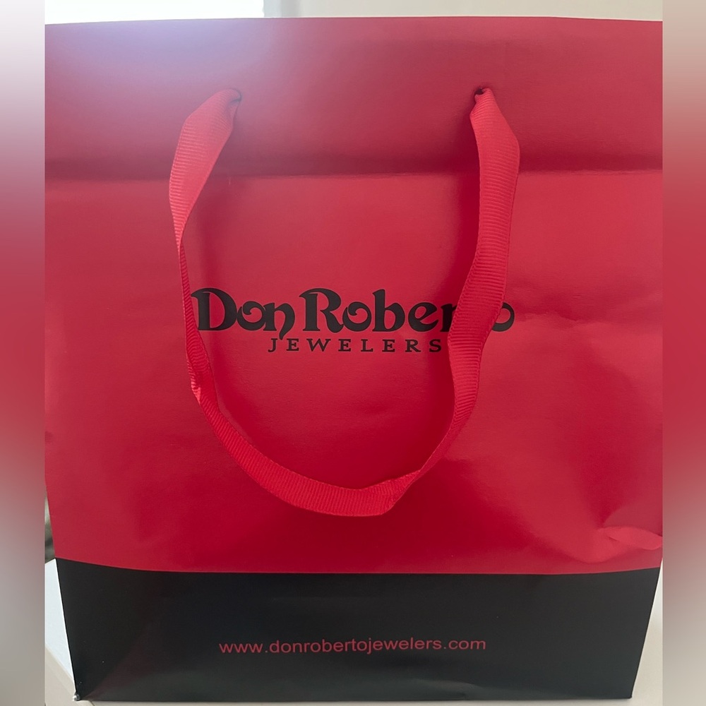 Don Roberto jewelery, necklace, earrings, pearl and cubic sterling silver